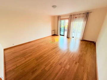 Apartamento T3 para Venda em Tavarede