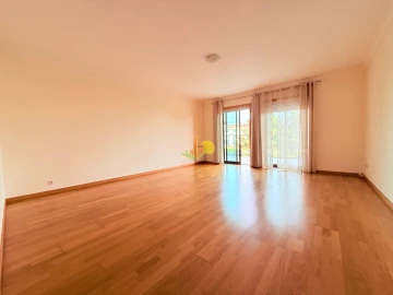 Apartamento T3 para Venda em Tavarede