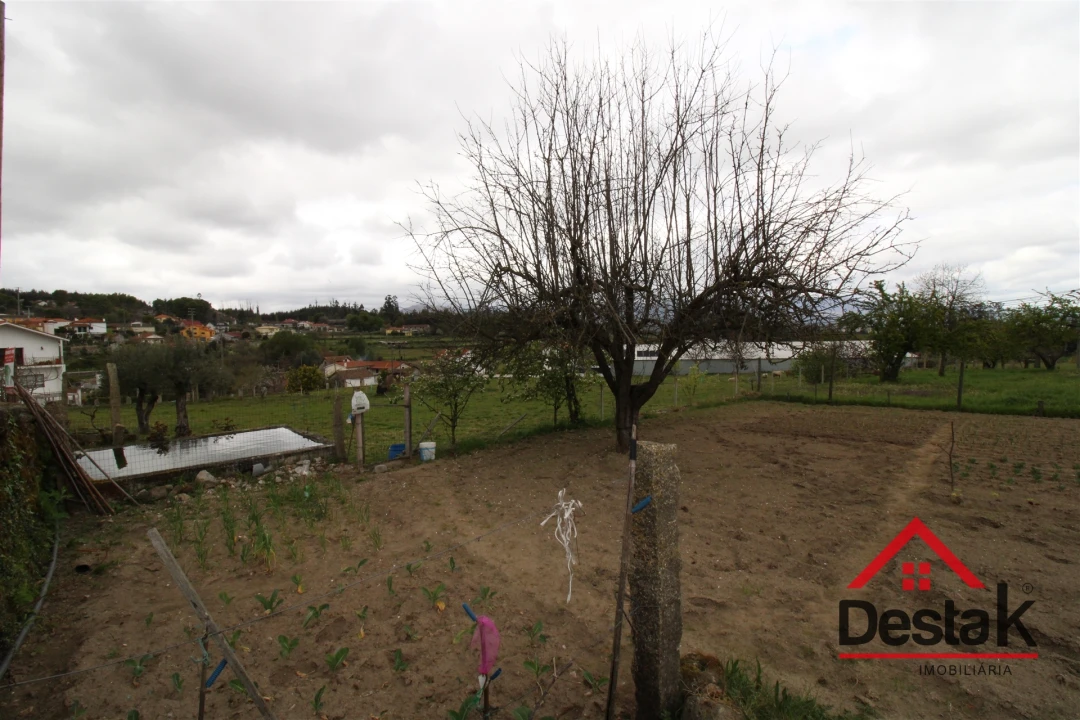 Terreno para Venda em São Vicente de Lafões Foto 3