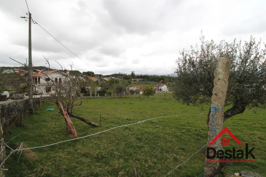 Terreno para Venda em São Vicente de Lafões Foto 4