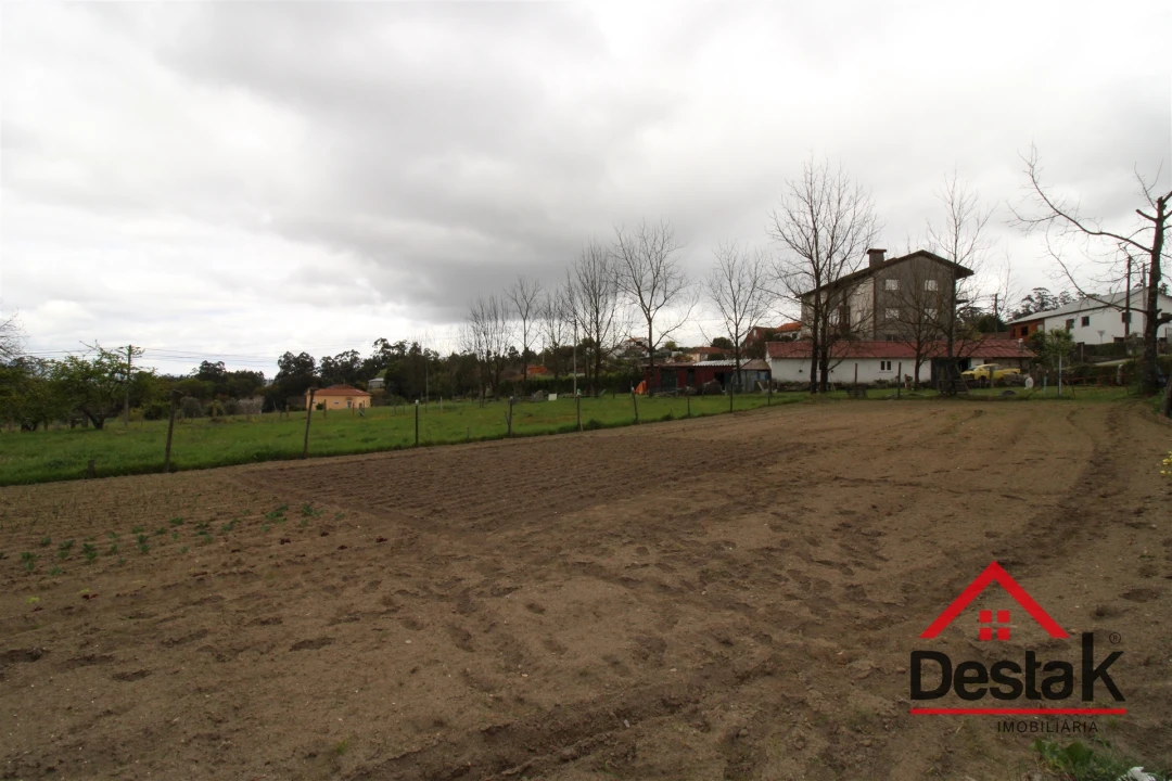 Terreno para Venda em São Vicente de Lafões Foto 2