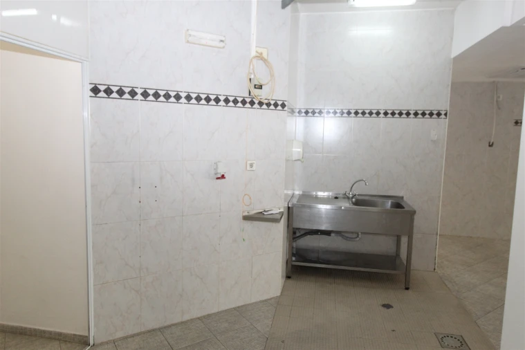 Loja para Venda em Lagos (São Sebastião e Santa Maria) Foto 10