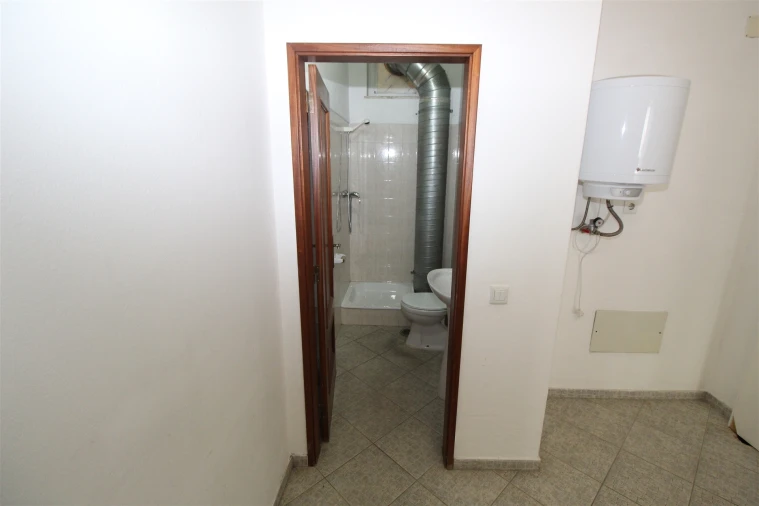 Loja para Venda em Lagos (São Sebastião e Santa Maria) Foto 12