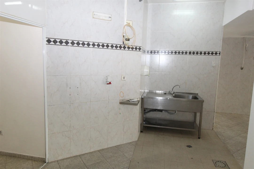 Loja para Venda em Lagos (São Sebastião e Santa Maria) Foto 9