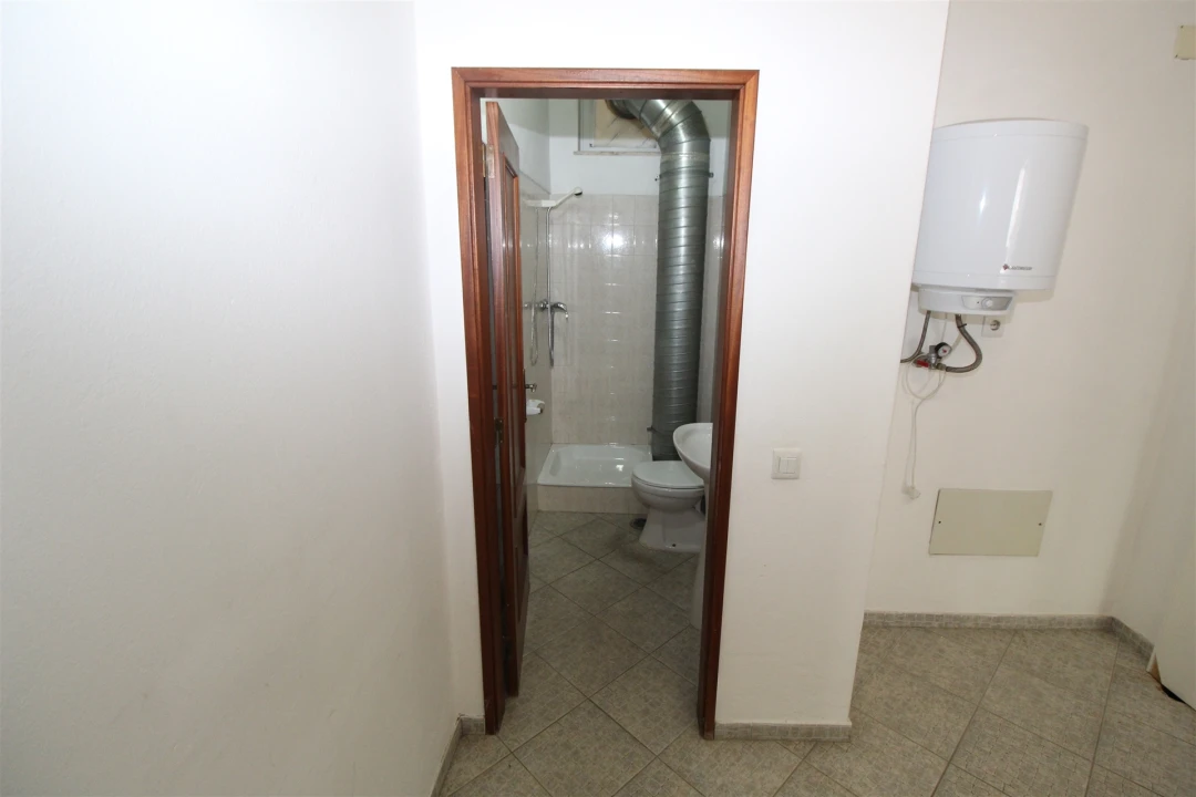 Loja para Venda em Lagos (São Sebastião e Santa Maria) Foto 12