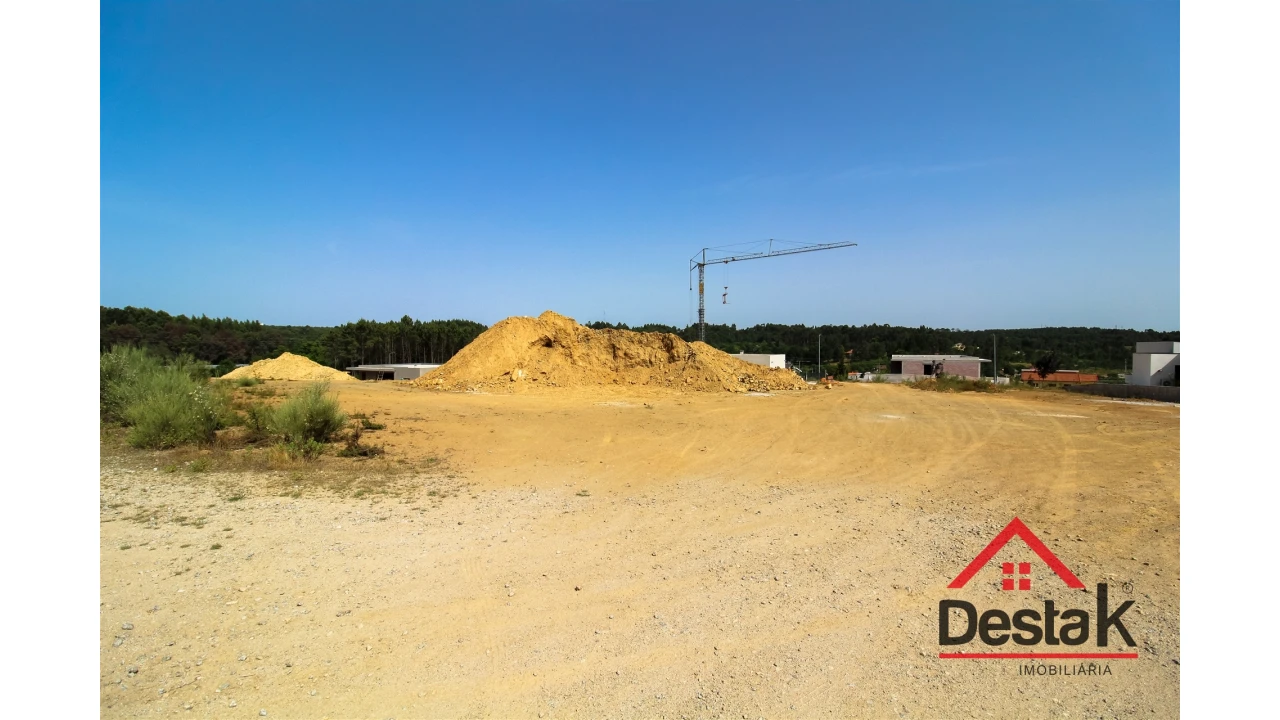 Terreno para Venda em Mundão Foto 7
