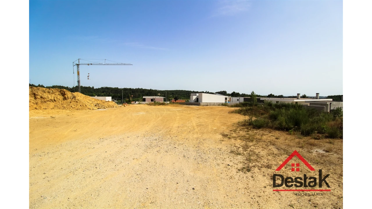 Terreno para Venda em Mundão Foto 8