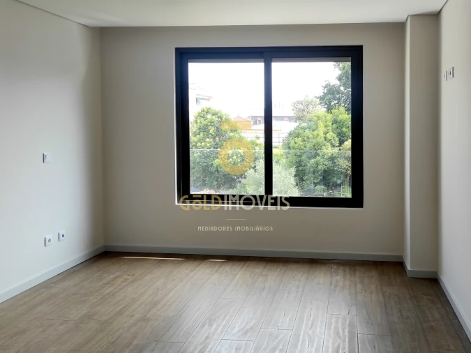 Apartamento T3 para Venda em Cedofeita, Santo Ildefonso, Sé, Miragaia, São Nicolau e Vitória Foto 5