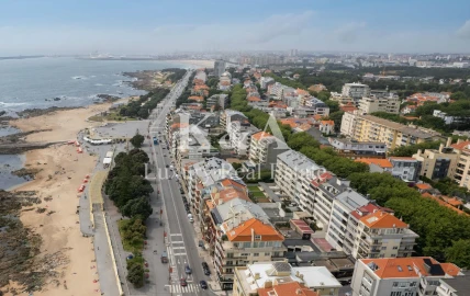 Apartamento T4 para Venda em Aldoar, Foz do Douro e Nevogilde