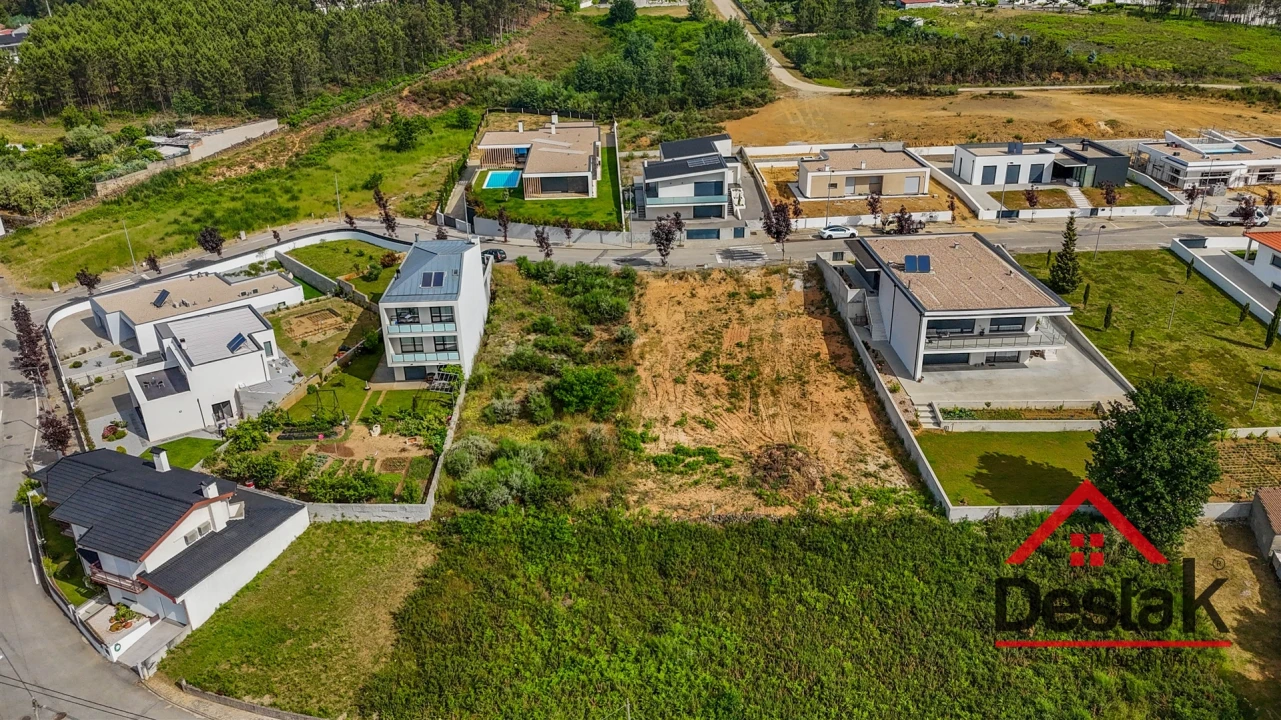 Terreno para Venda em Mundão Foto 3