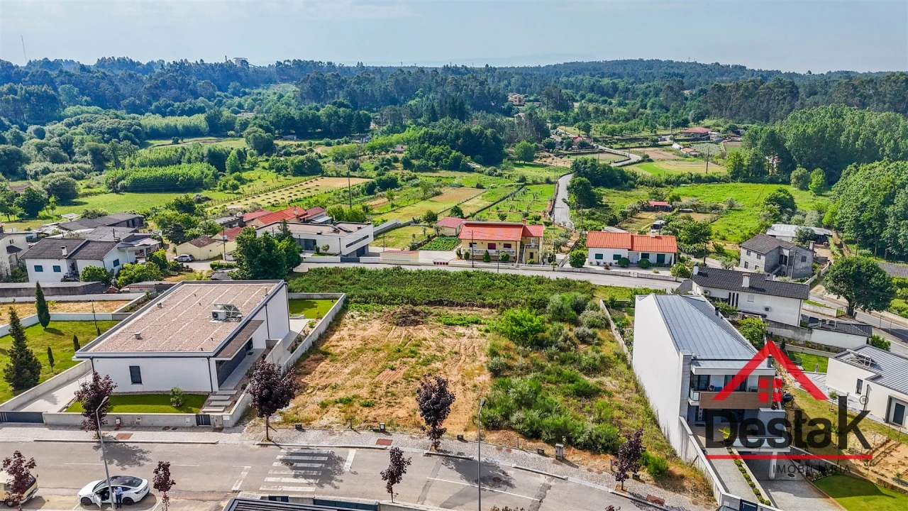 Terreno para Venda em Mundão Foto 2