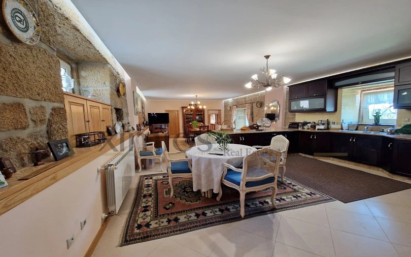 Moradia T3 para Venda em São Lourenço de Ribapinhão Foto 3