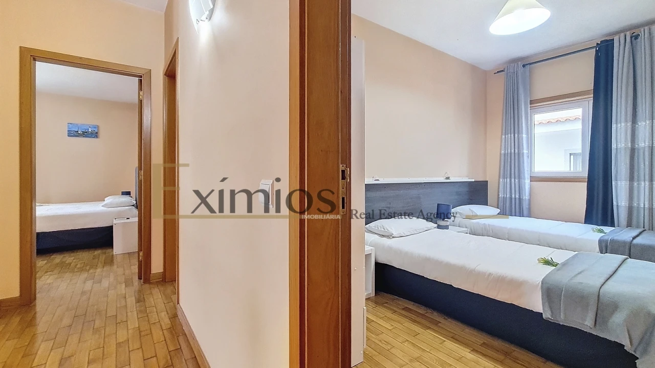 Moradia T4 para Venda em Rio Mau e Arcos Foto 10