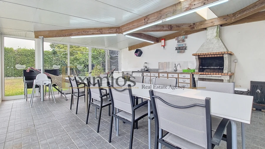 Moradia T4 para Venda em Rio Mau e Arcos Foto 27