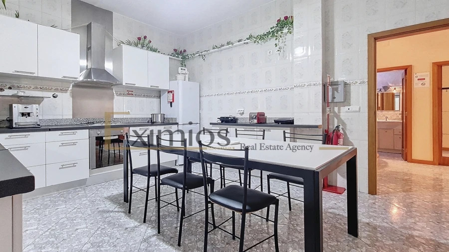 Moradia T4 para Venda em Rio Mau e Arcos Foto 4