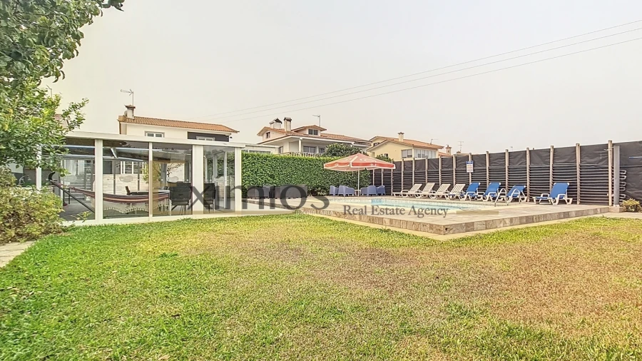 Moradia T4 para Venda em Rio Mau e Arcos Foto 30