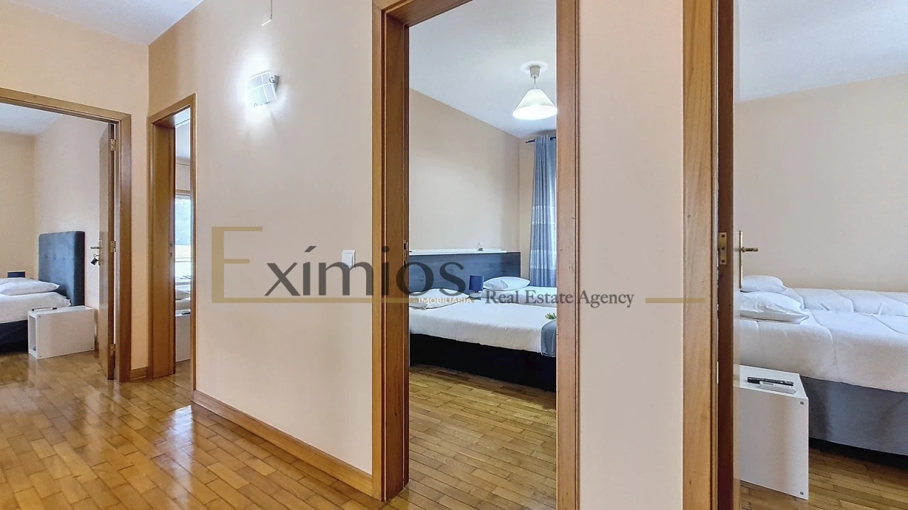 Moradia T4 para Venda em Rio Mau e Arcos Foto 9