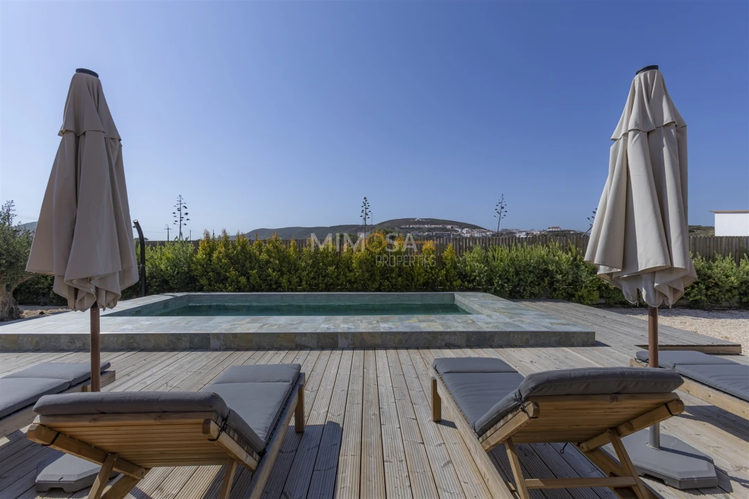 Moradia T5 para Venda em Bordeira Foto 12