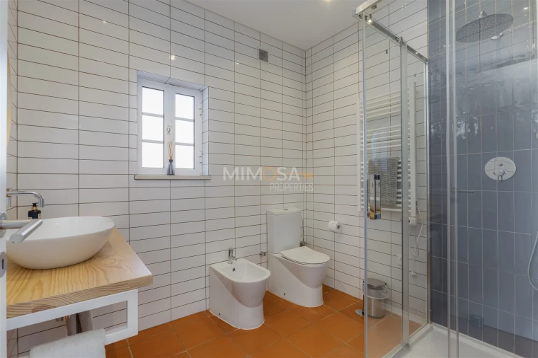 Moradia T5 para Venda em Bordeira Foto 28