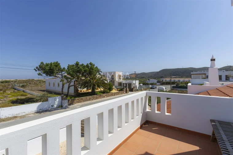 Moradia T5 para Venda em Bordeira Foto 34