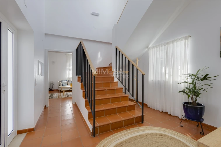 Moradia T5 para Venda em Bordeira Foto 20