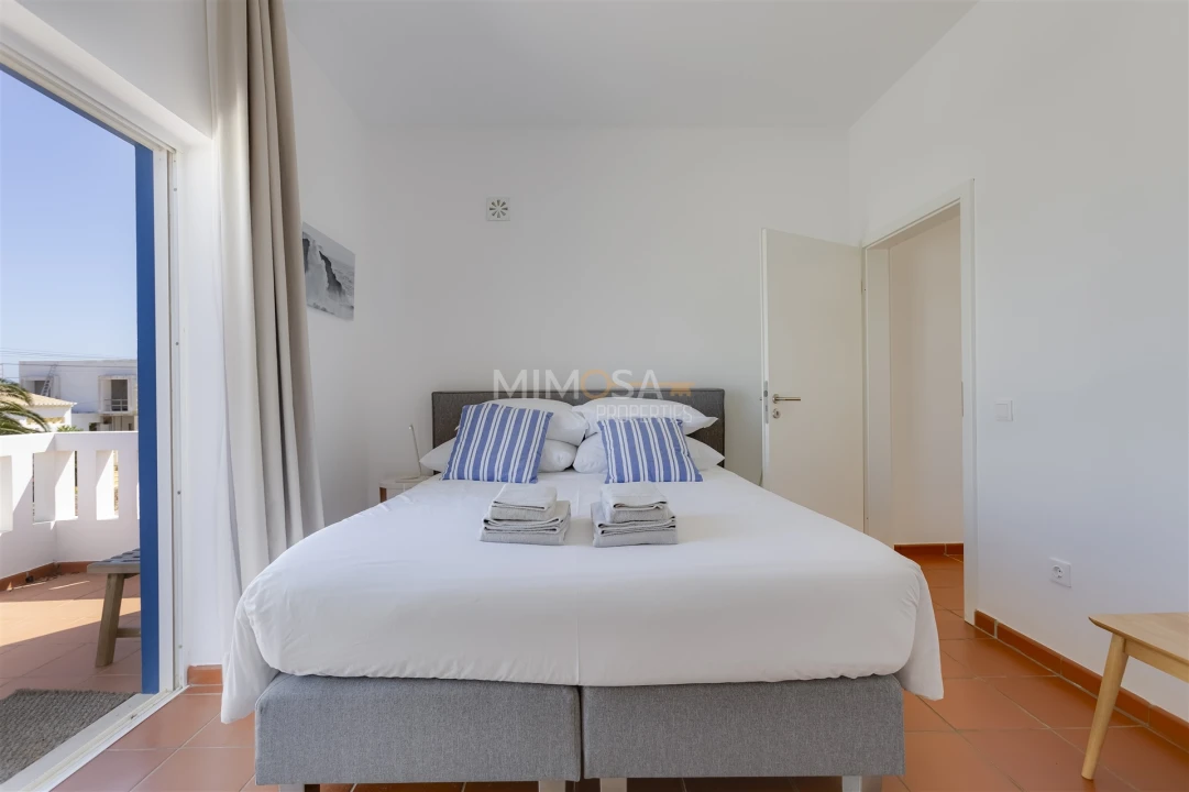 Moradia T5 para Venda em Bordeira Foto 33