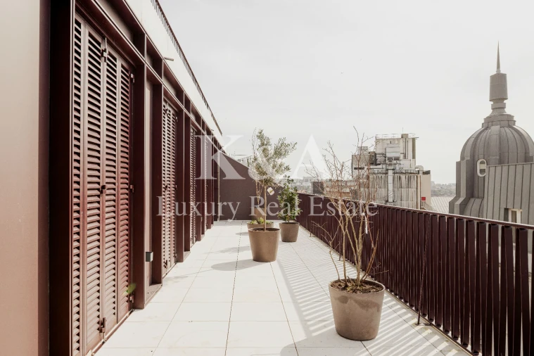 Apartamento T3 para Venda em Cedofeita, Santo Ildefonso, Sé, Miragaia, São Nicolau e Vitória Foto 2
