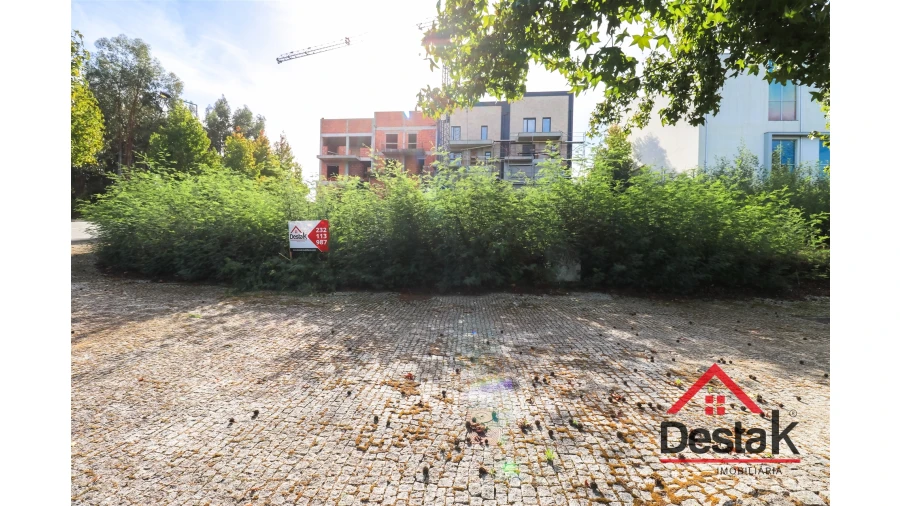 Terreno para Venda em Orgens Foto 3