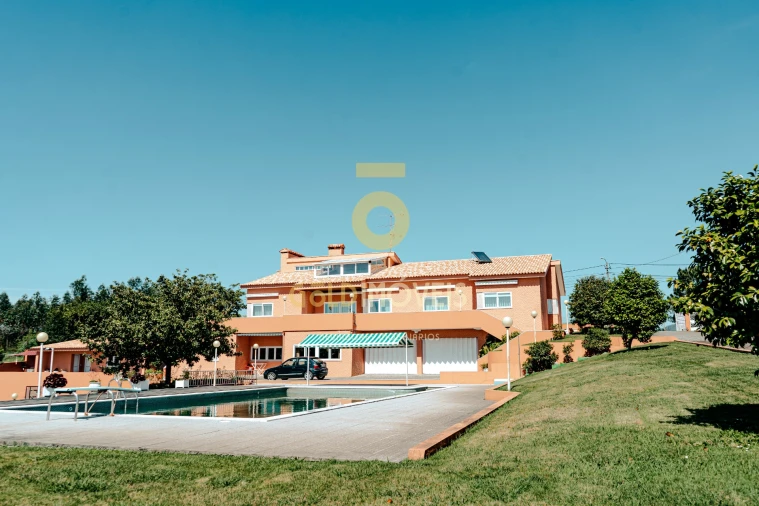 Quinta T5 para Venda em Nogueira do Cravo e Pindelo Foto 1