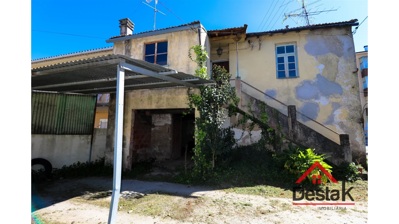 Moradia T3 para Venda em Viseu Foto 6