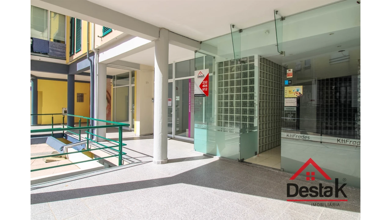 Loja para Venda em Oliveira de Frades, Souto de Lafões e Sejães Foto 1