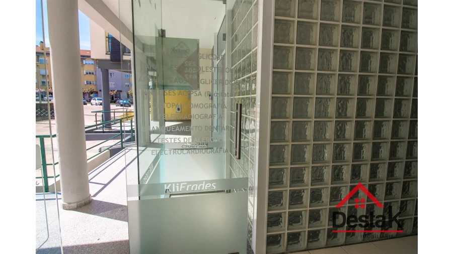 Loja para Venda em Oliveira de Frades, Souto de Lafões e Sejães Foto 15