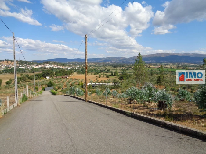 Terreno para Venda em Dominguizo Foto 13