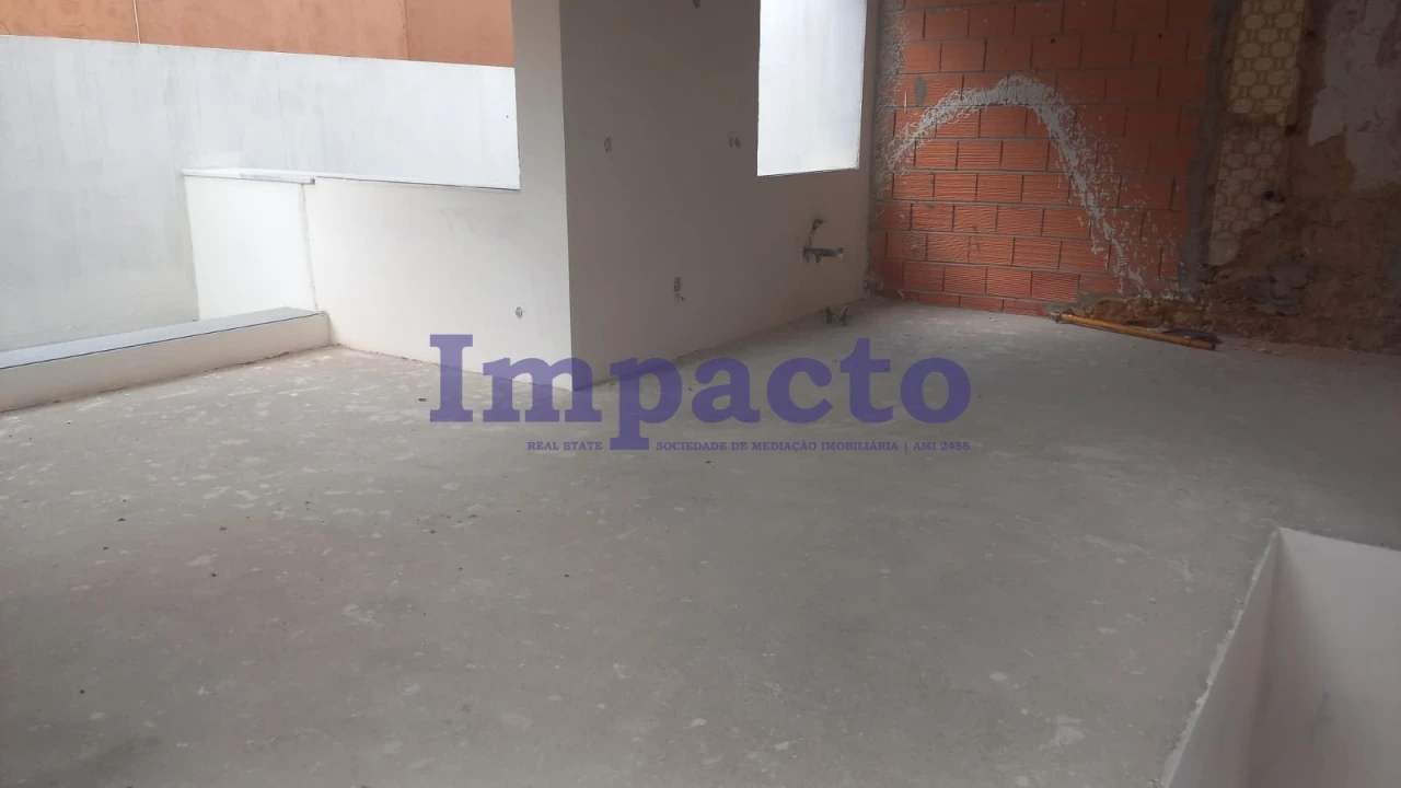 Moradia T2 para Venda em São João da Madeira Foto 23