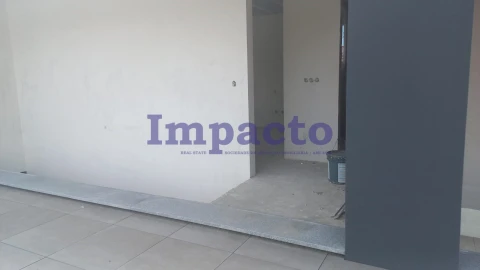 Moradia T2 para Venda em São João da Madeira