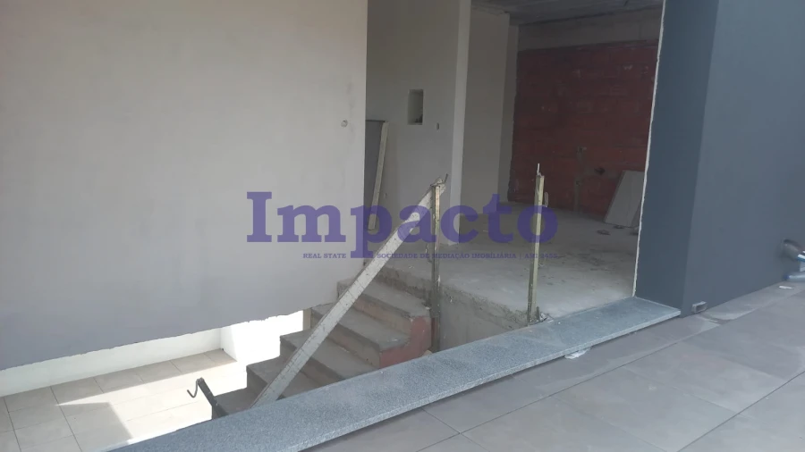 Moradia T2 para Venda em São João da Madeira Foto 21