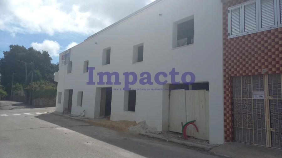 Moradia T2 para Venda em São João da Madeira Foto 4