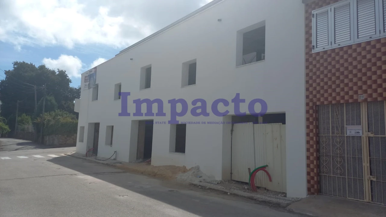 Moradia T2 para Venda em São João da Madeira Foto 4