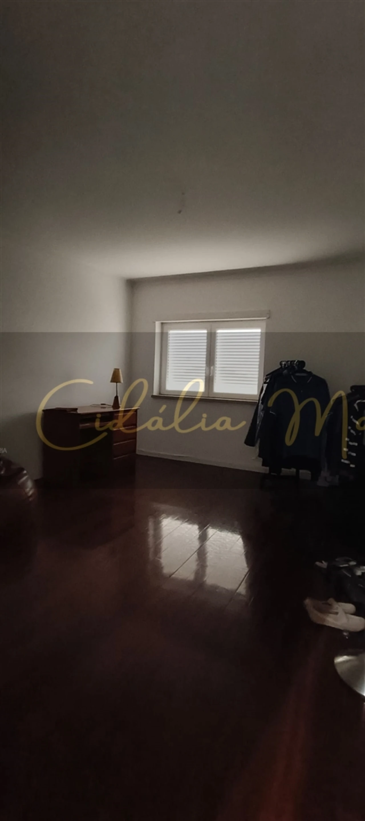 Moradia T4 para Venda em Fragosela Foto 6