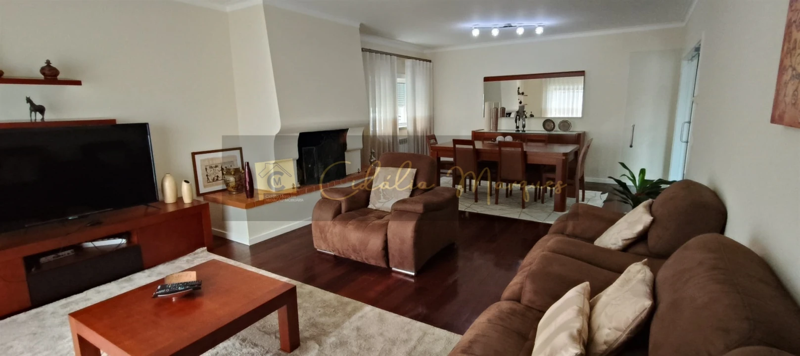 Moradia T4 para Venda em Fragosela Foto 20