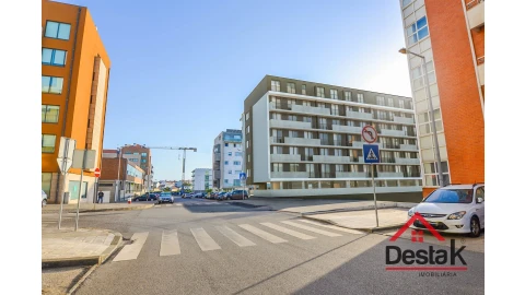 Apartamento T3 para Venda em Glória e Vera Cruz