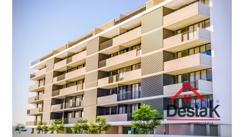 Apartamento T3 para Venda em Glória e Vera Cruz