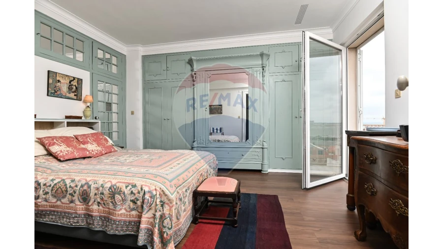 Apartamento T2 para Arrendamento em Misericórdia Foto 6