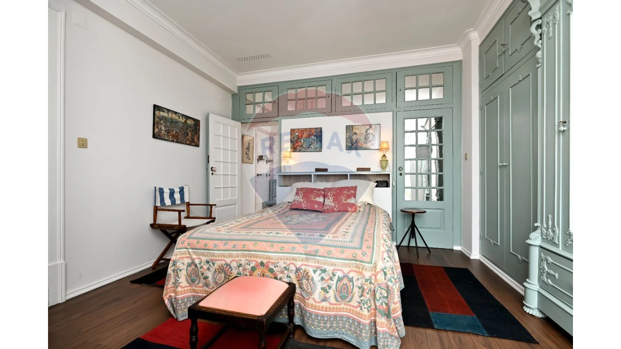 Apartamento T2 para Arrendamento em Misericórdia Foto 5