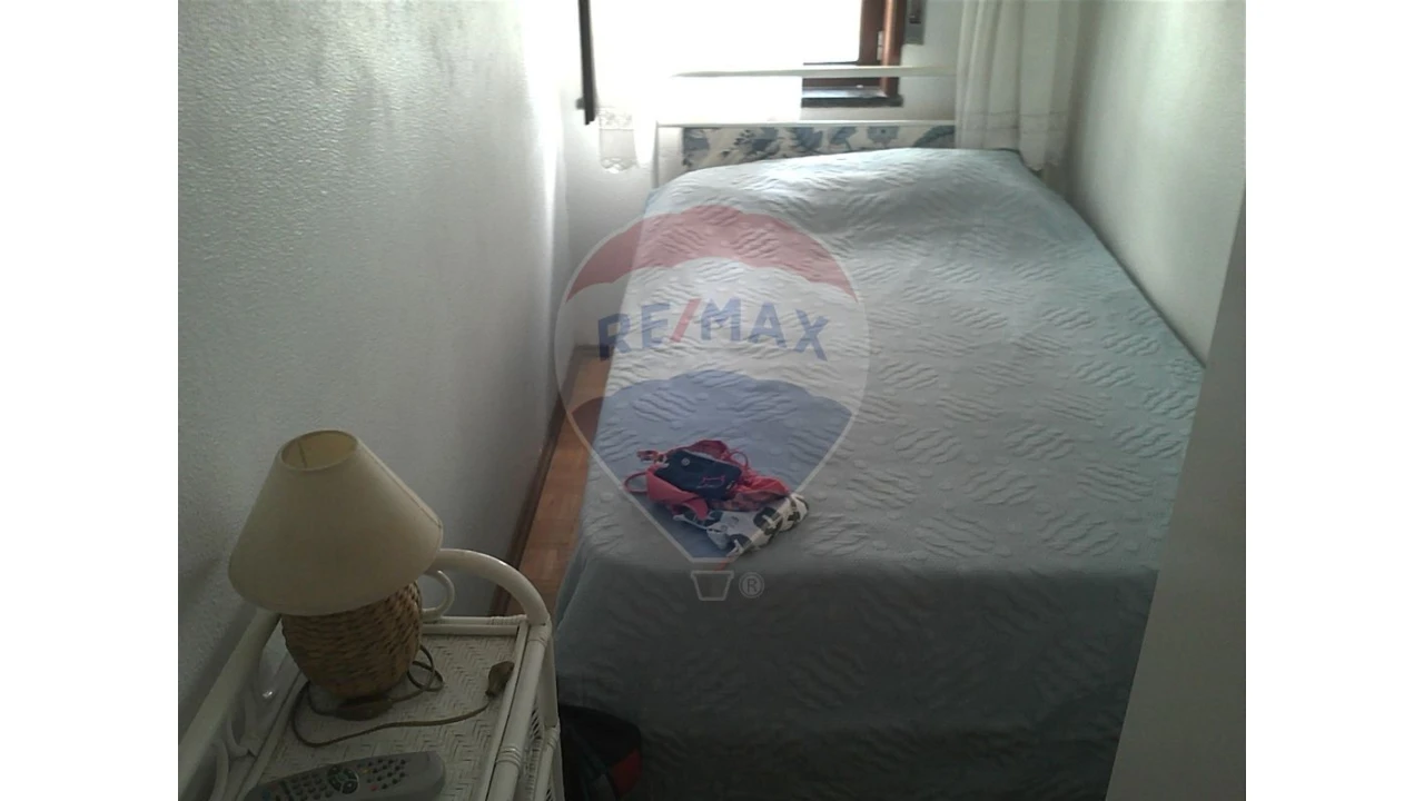 Apartamento T1 para Venda em Portimão Foto 18