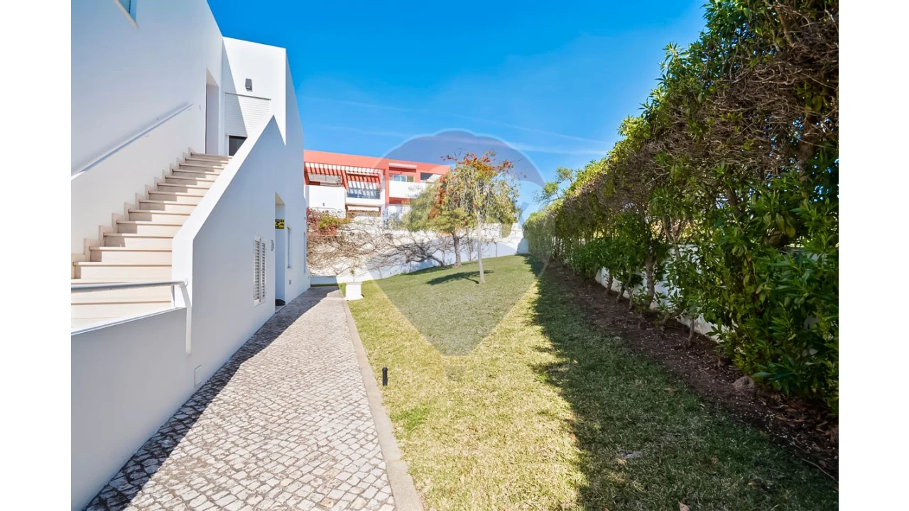 Apartamento T1 para Venda em Alcantarilha e Pêra Foto 6