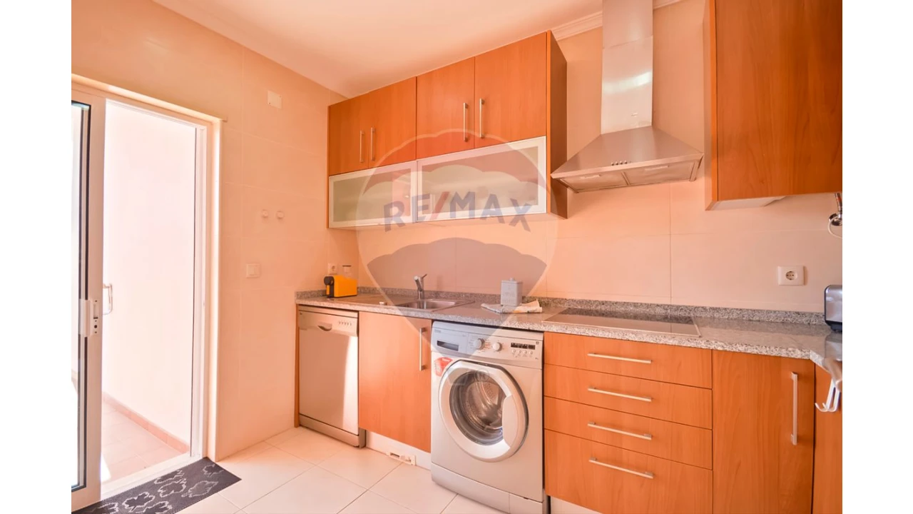 Apartamento T1 para Venda em Alcantarilha e Pêra Foto 13