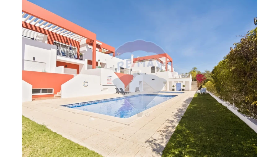 Apartamento T1 para Venda em Alcantarilha e Pêra Foto 1