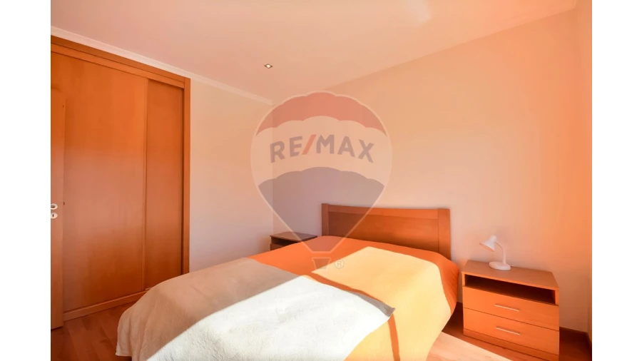 Apartamento T1 para Venda em Alcantarilha e Pêra Foto 12