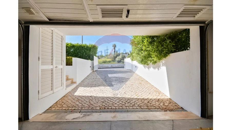 Apartamento T1 para Venda em Alcantarilha e Pêra Foto 22